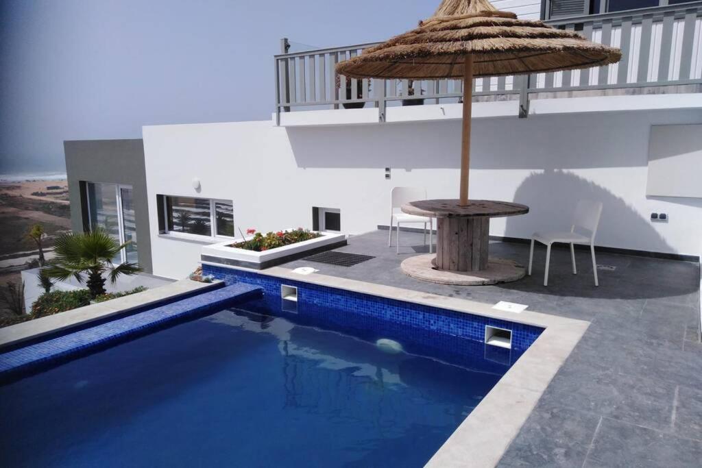 2 Bungalows Avec Vue Sur Mer Et Piscine Partagee 오우아리디아 외부 사진