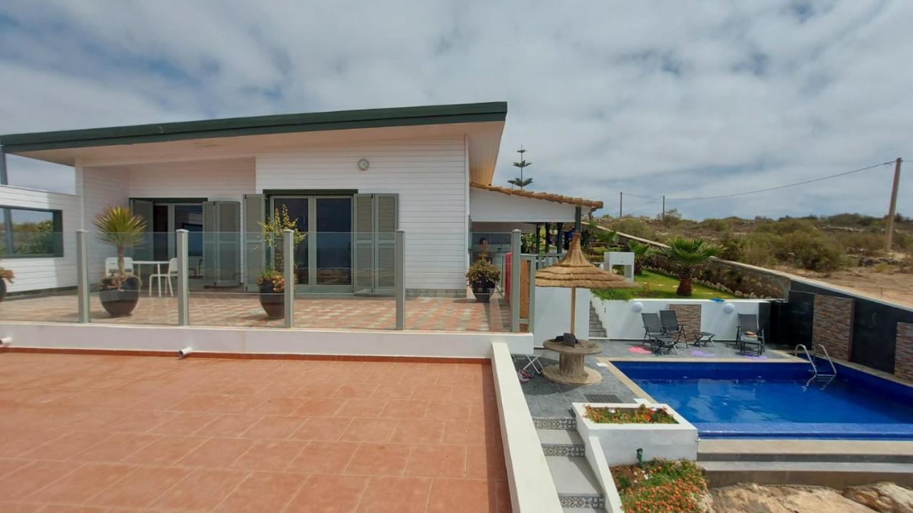 2 Bungalows Avec Vue Sur Mer Et Piscine Partagee 오우아리디아 외부 사진